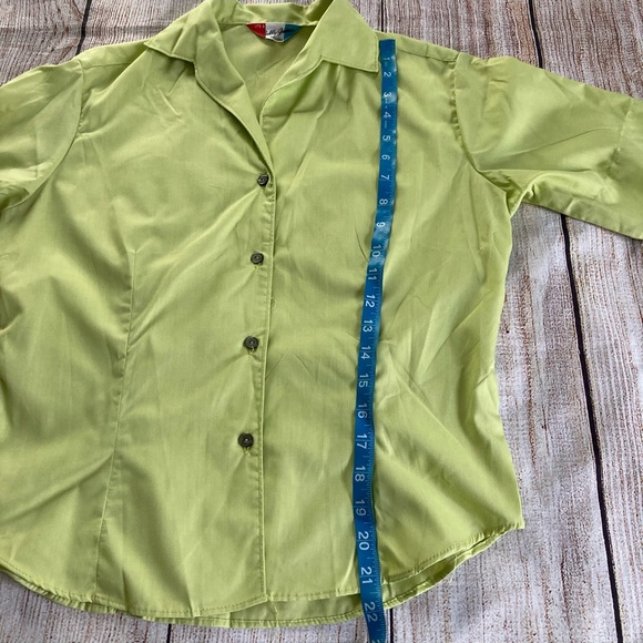 1960s Button up Blouse Short Sleeve Top - Picture 6 of 9